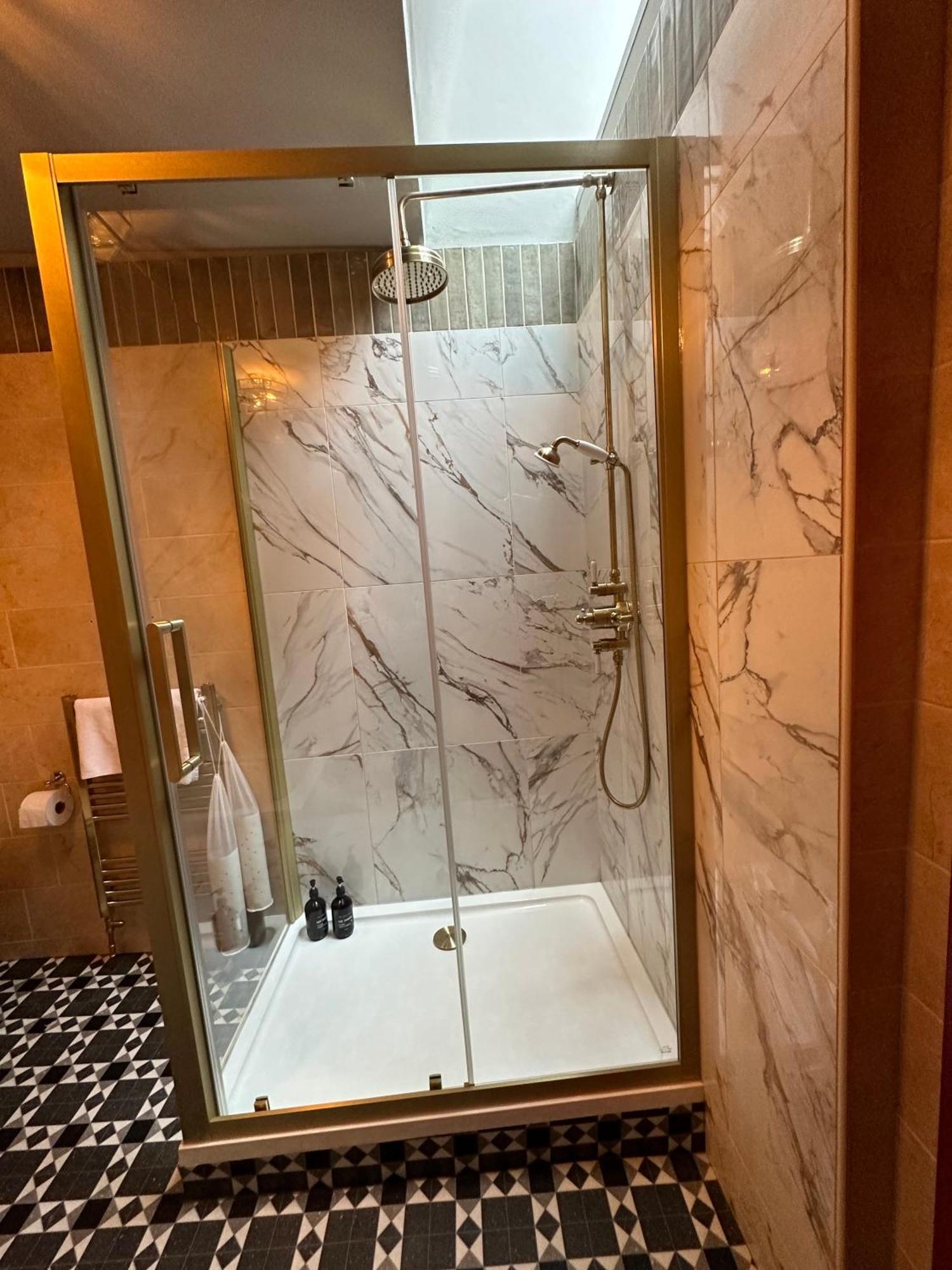 Hotel Golden Fleece York Extérieur photo